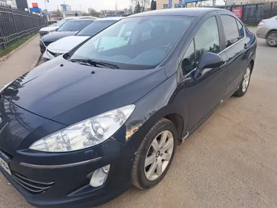 Peugeot 408