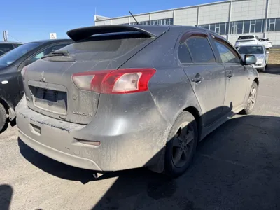 Mitsubishi Lancer