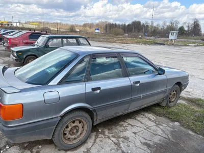 Audi 80