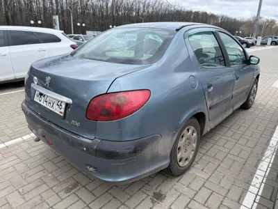 Peugeot 206