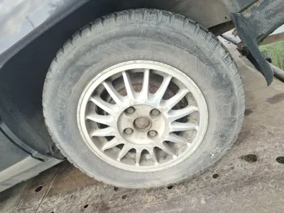 Audi 100