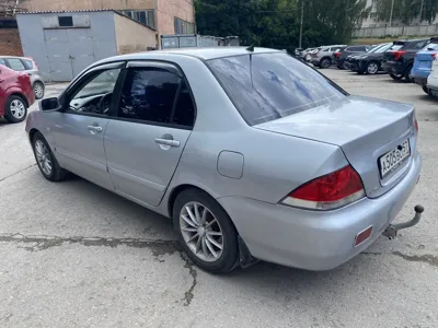 Mitsubishi Lancer