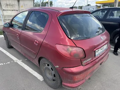 Peugeot 206