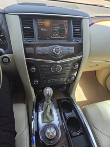 Infiniti QX56