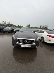 Infiniti FX