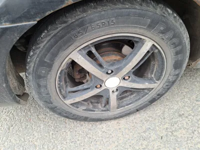 Nissan Almera 